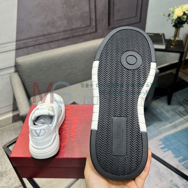  ���� �߷�Ƽ�� ����Ŀ�� V6A36605-16