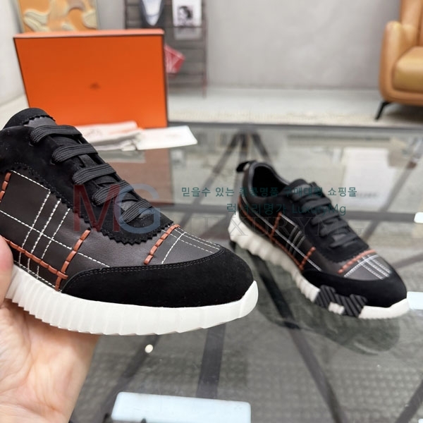 ���� �����޽� ����Ŀ�� HE566301-2