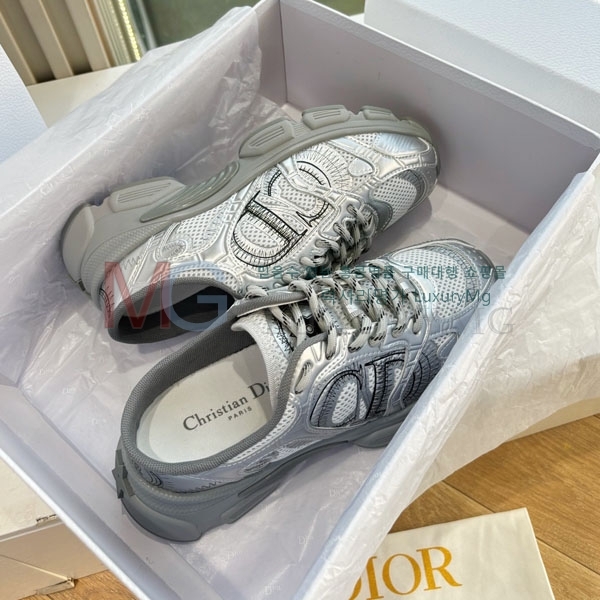 ��� �� ����Ŀ�� �������� DR966066