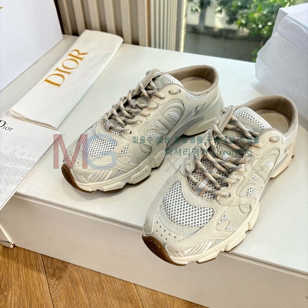 ��� �� ����Ŀ�� �������� DR966066-4