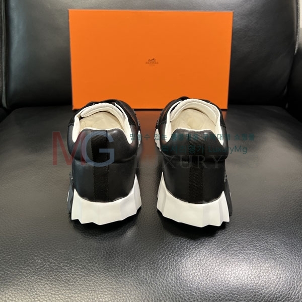 ���� �����޽� ����Ŀ�� H2E661889-9