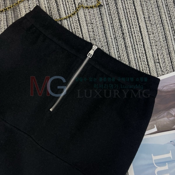 ���� ���̺��� ��ĿƮ LV565704-2