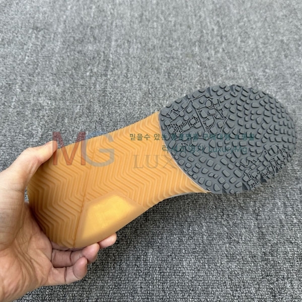 ���ڷ� ��ġ�ڸ� ����Ŀ�� BC771153