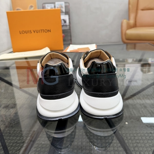 ���� ����*�� ����Ŀ�� LU77692280-1