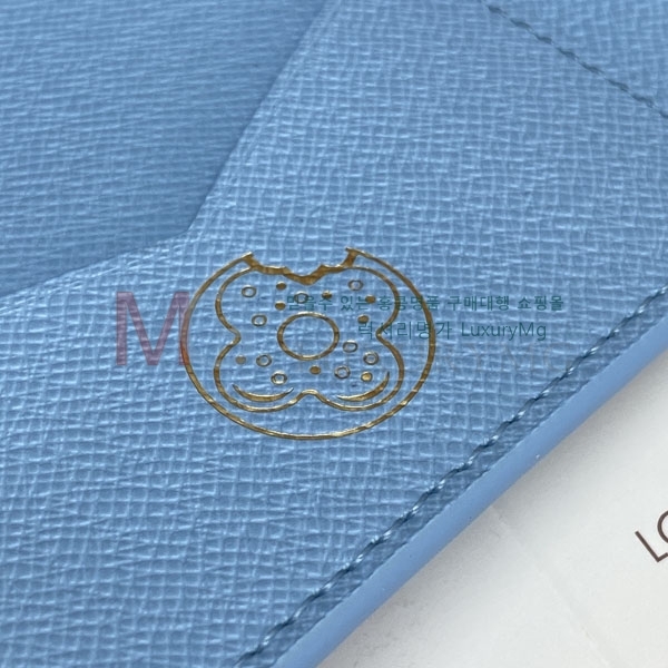 ���̺��� �н���Ʈ Ŀ�� �������� M28281-3