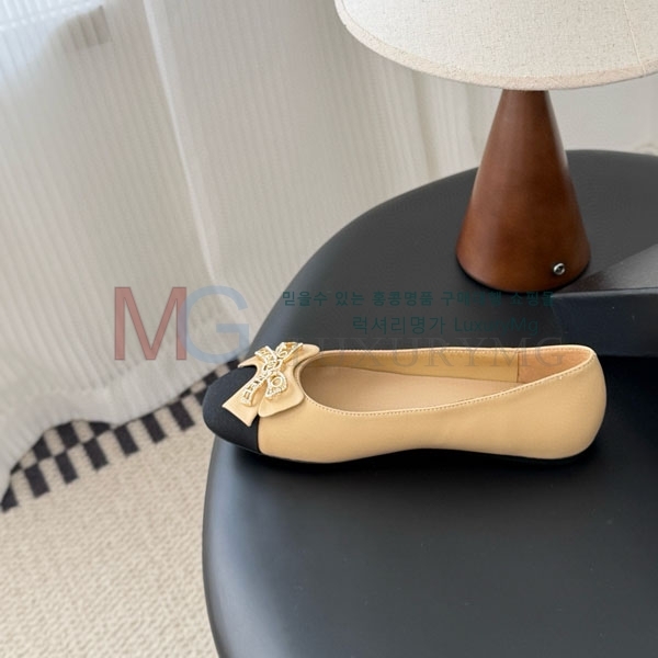 ���� ��*  �÷����� A7116602-2