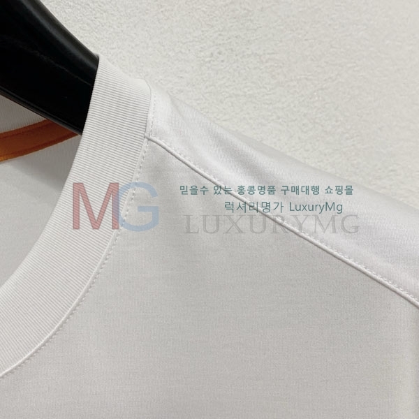 ���� �����޽� ���� Ƽ���� HE646754-1