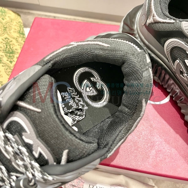 �������� ���� ����Ŀ�� GU6885011-3