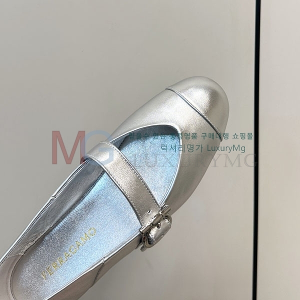 �䷹���� �÷����� F8900045-1