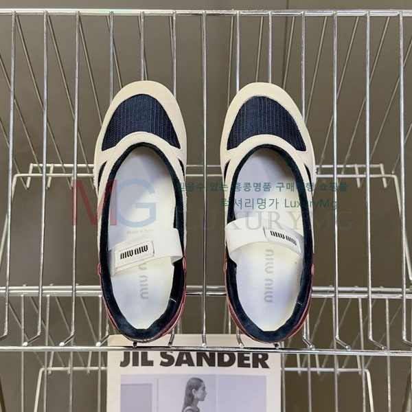 ���� �̿�̿� ����Ŀ�� 2M551123-3