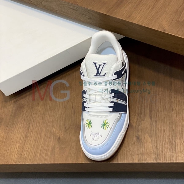 ���� ���̺��� ����Ŀ�� LV452220-3