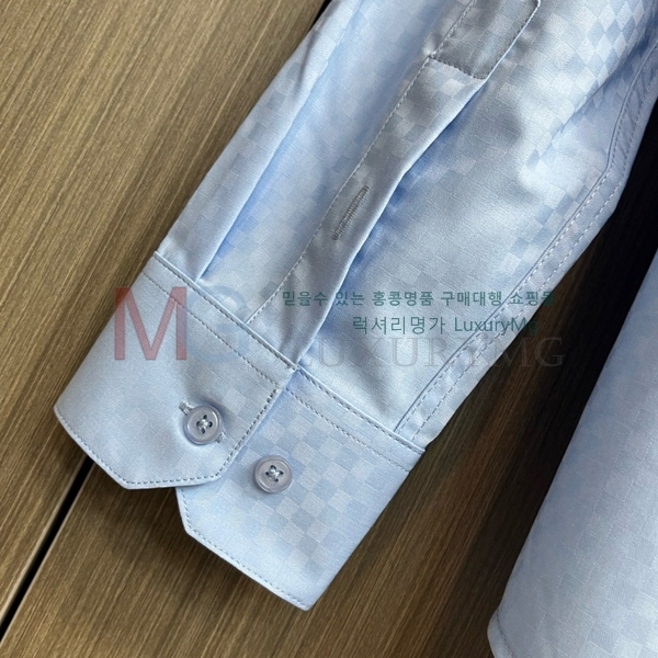 ���� ���̺��� Ƽ���� 4123849-3