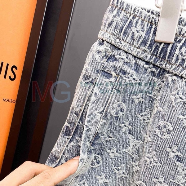 ���� ���̺��� �ݹ��� LV53172-5