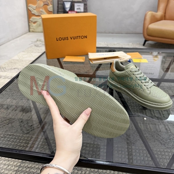 ���� ����*�� ����Ŀ�� LV774522