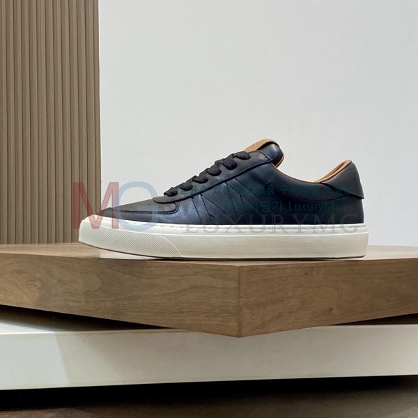 ���� ��**�� ����Ŀ�� MO699032-1