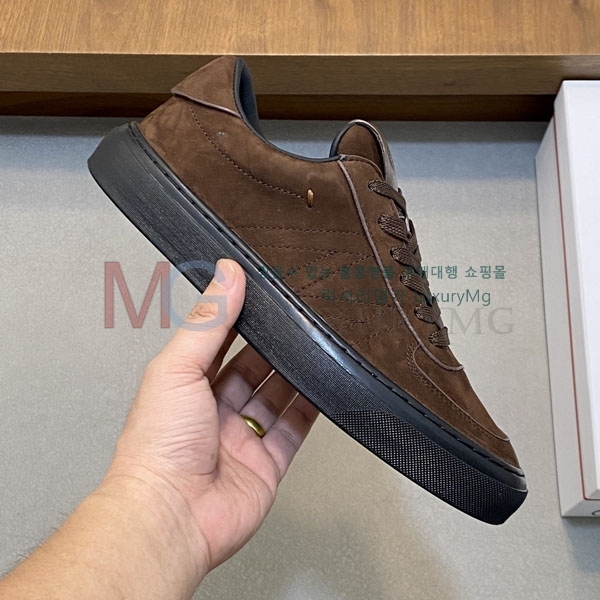 ���� ��**�� ����Ŀ�� MO699032-4