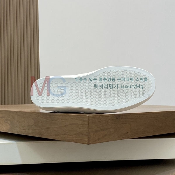 ���� ��**�� ����Ŀ�� MO699033-3