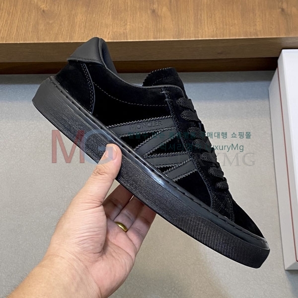 ���� ��**�� ����Ŀ�� MO699033-7