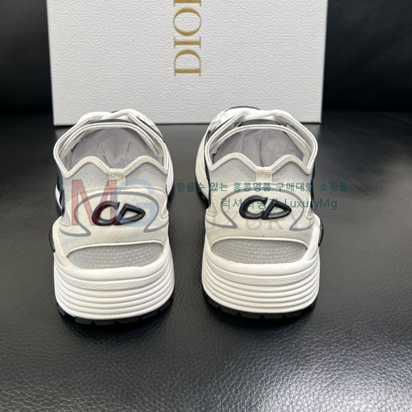 ���� ��� ����Ŀ�� D9980566-4