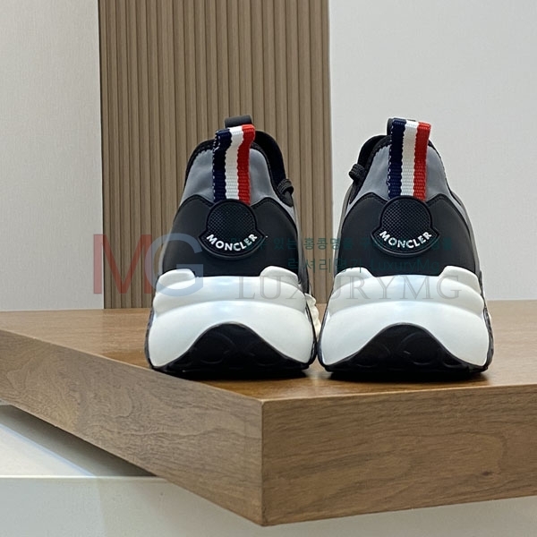 ���� ��**�� ����Ŀ�� MO644206-5