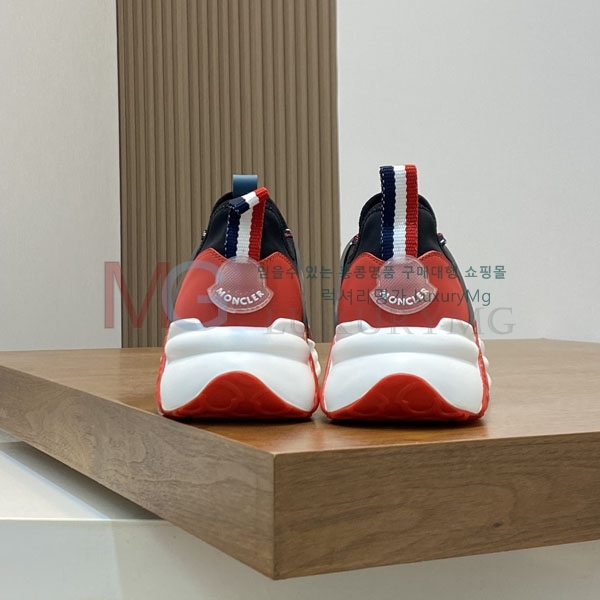 ���� ��**�� ����Ŀ�� MO644206-6