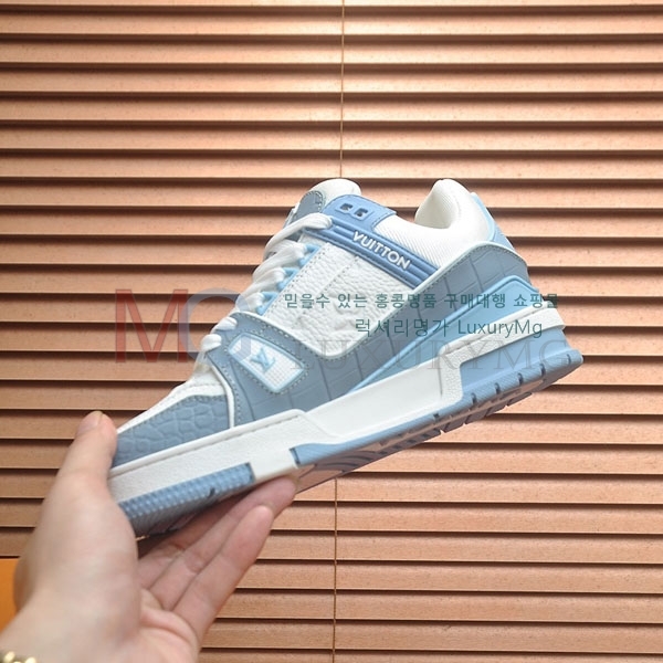 �������� ����*�� ����Ŀ�� LV774560