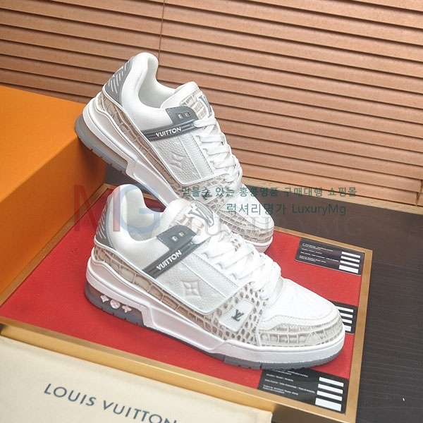 �������� ����*�� ����Ŀ�� LV774560-7