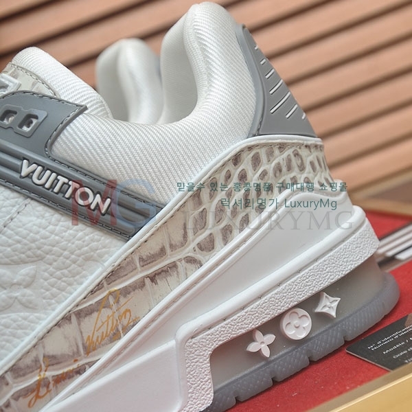 �������� ����*�� ����Ŀ�� LV774560-7