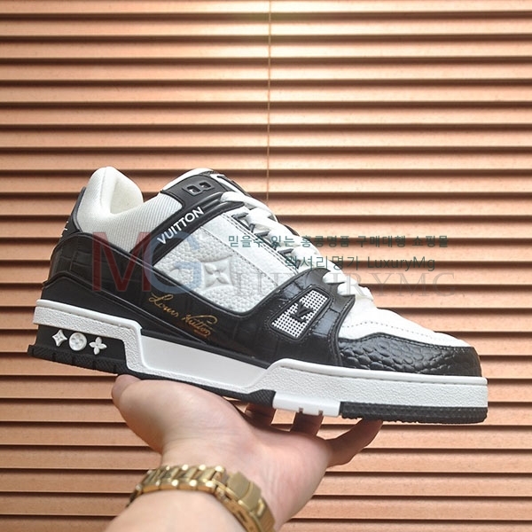 �������� ����*�� ����Ŀ�� LV774560-8