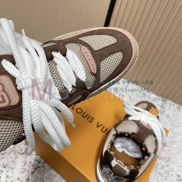 �������� ����*�� ����Ŀ�� LV7226065-4