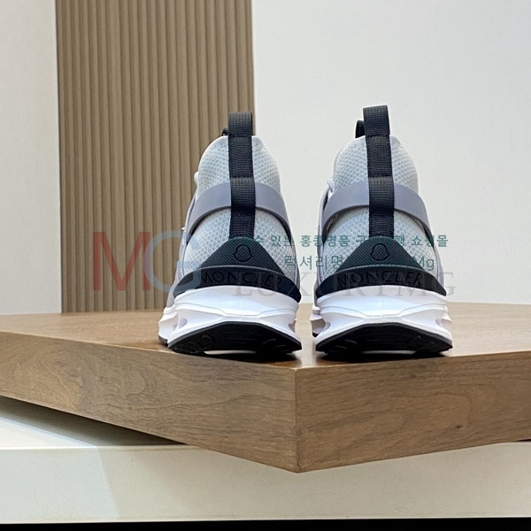 ���� ��**�� ����Ŀ�� MO226033-2