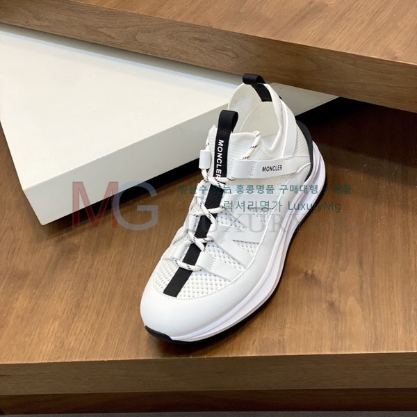 ���� ��**�� ����Ŀ�� MO226033-4