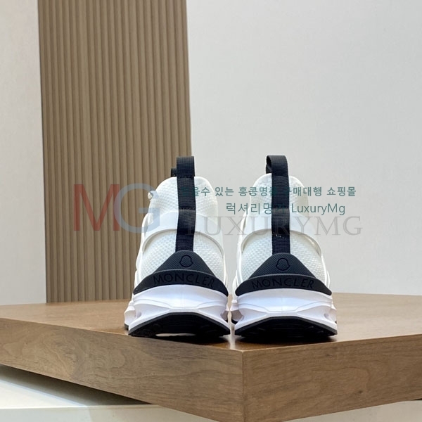 ���� ��**�� ����Ŀ�� MO226033-4