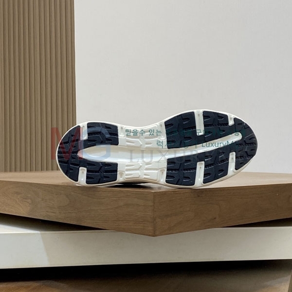 ���� ��**�� ����Ŀ�� MO226036-9