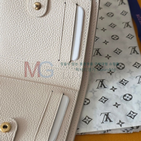 ���̺��� Ŭ���� ���� M27742-3