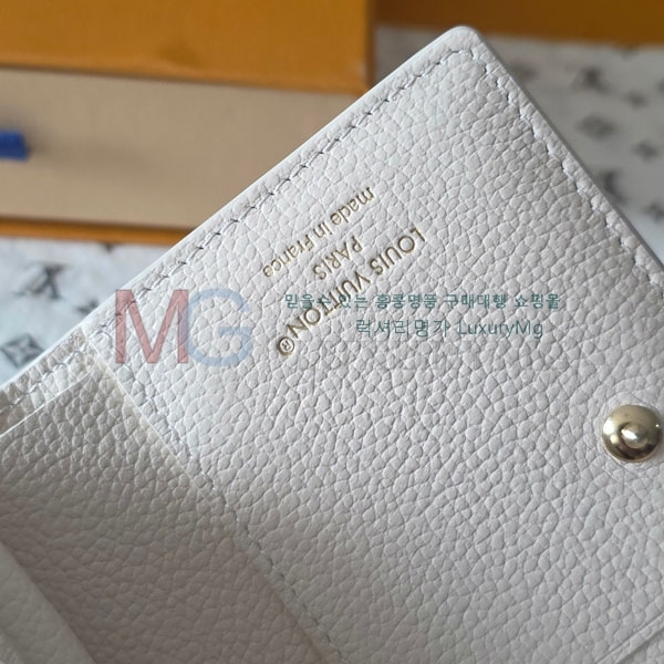 ���̺��� Ŭ���� ���� M28275-2