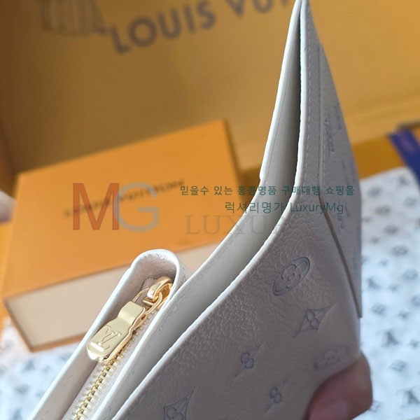 ���̺��� Ŭ���� ���� M28275-2