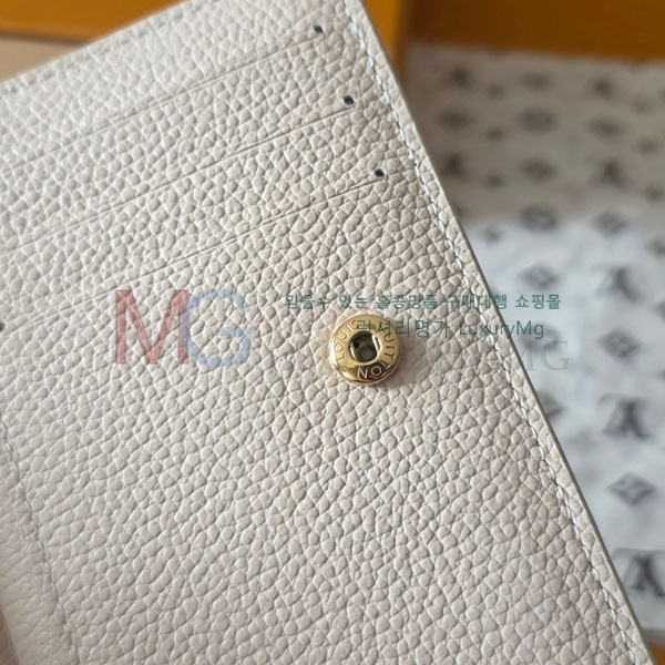 ���̺��� Ŭ���� ���� M28275-1