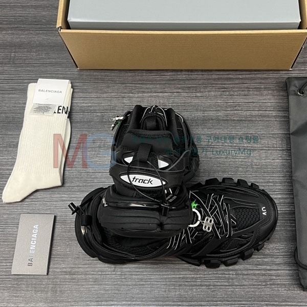 �߷��þư� ����Ŀ�� B0888051-1