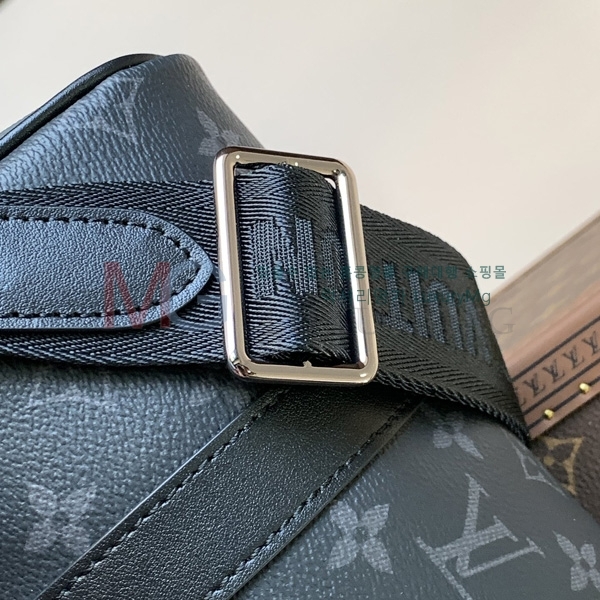 ���̺��� Ű�� �ݵѸ��� 25 M46271