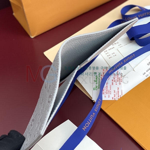 ���̺��� �н���Ʈ Ŀ�� �������� M63914-1