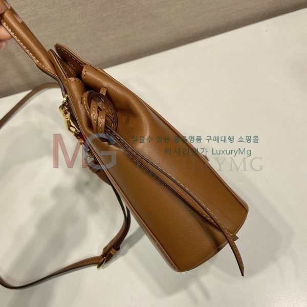 ����� ĳ�� �̴� ���� �ڵ�� 1BA496-3