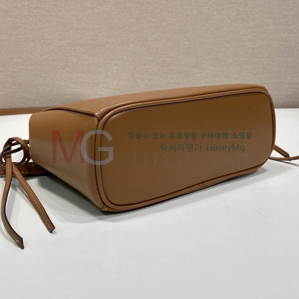 ����� ĳ�� �̴� ���� �ڵ�� 1BA496-3