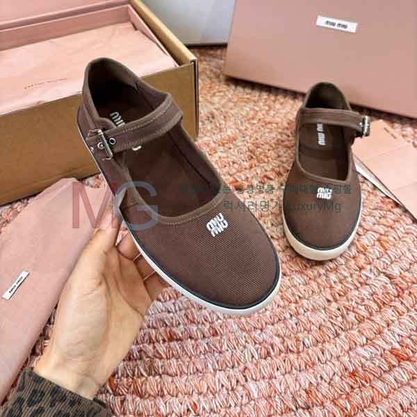 ���� �̿�̿� ����Ŀ�� MIU08991-2