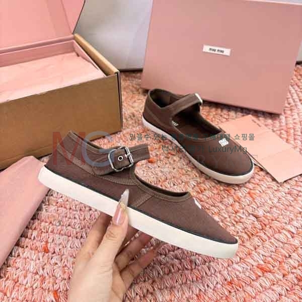 ���� �̿�̿� ����Ŀ�� MIU08991-2