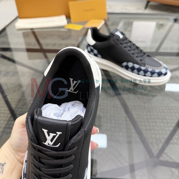 ���� ���̺��� ����Ŀ�� LV411565