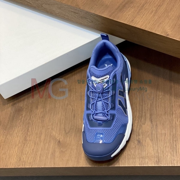 ���� ���̺��� ����Ŀ�� LV5505413-1