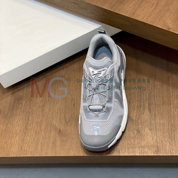 ���� ���̺��� ����Ŀ�� LV5505413