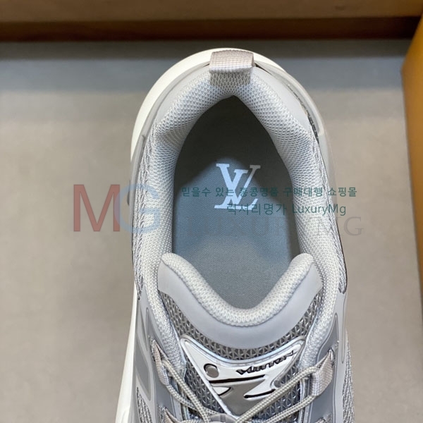 ���� ���̺��� ����Ŀ�� LV5505413