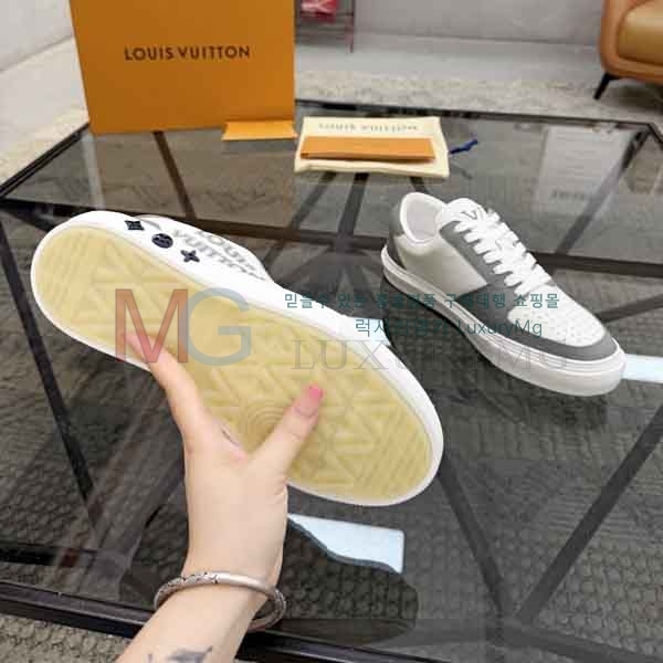 ���� ���̺��� ����Ŀ�� LV57781102-2